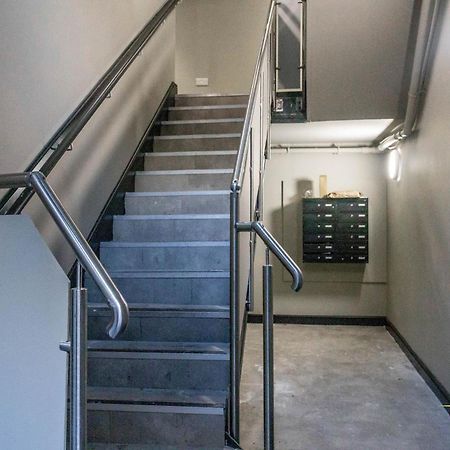 Modern 1-Bedroom Apartment In Leeds City Centre Sleeps 2 Central Station Exterior photo
